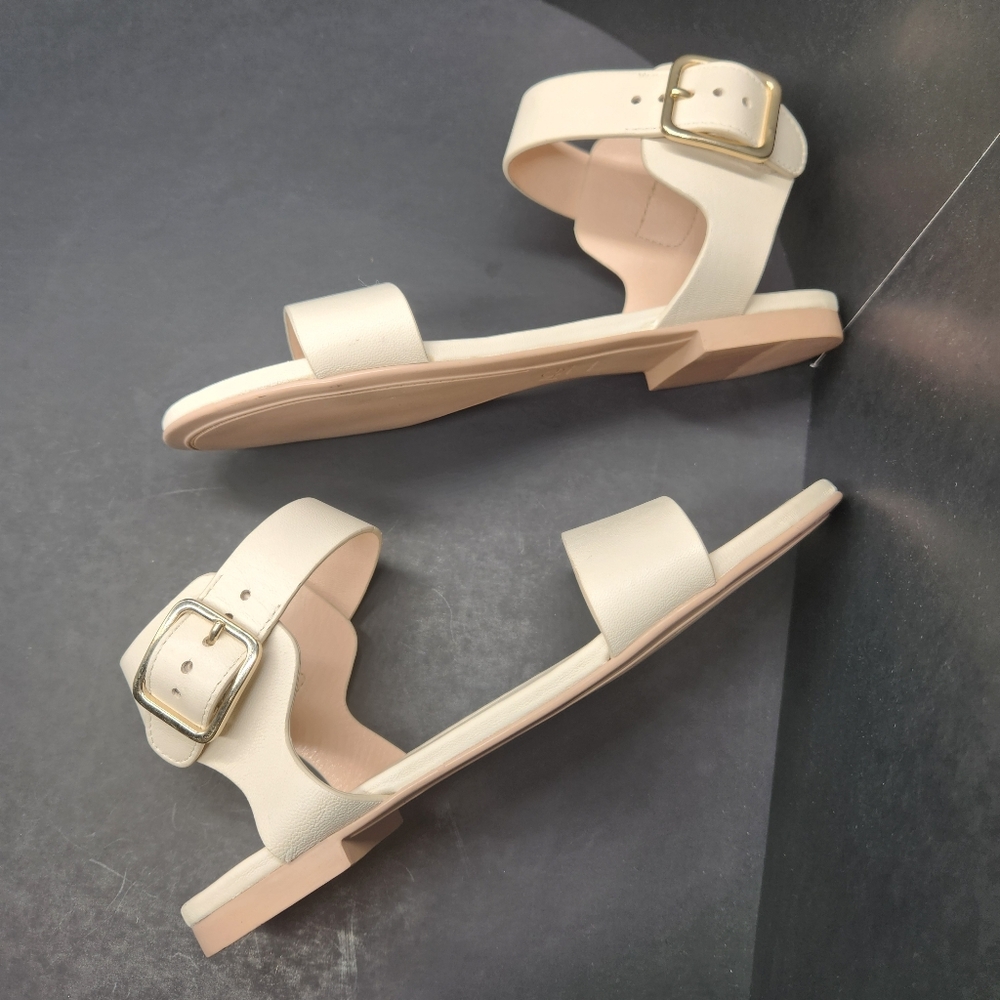 AGL Sandals 7 Ivory Leather Gladiator Ankle Wide Strap Made In Italy New $400